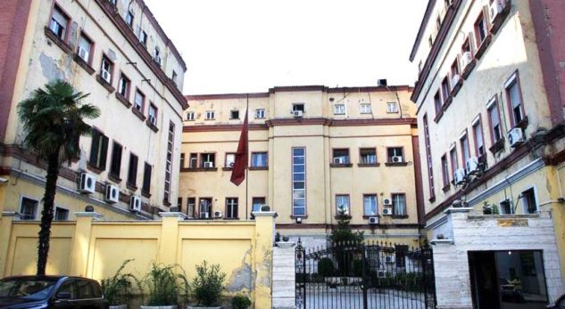 Ministria e Brendshme njofton për vende të reja pune, si të aplikoni