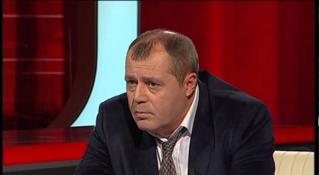 “Pakt më i keq me Greqinë?! Vetëm nëse kalon mbi trupin tim e të Berishës!”