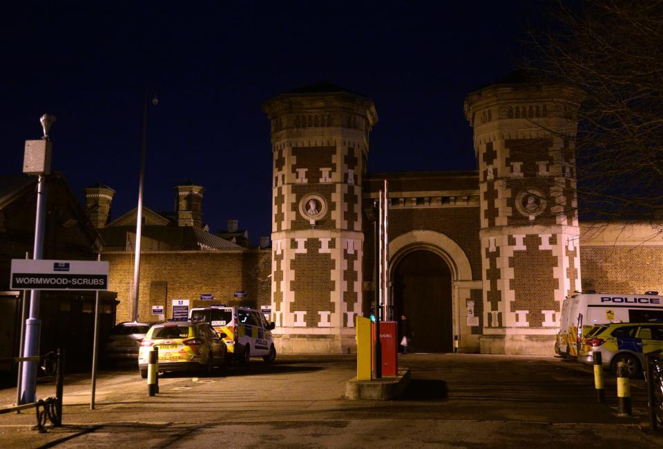 EMRI/ Arrestohet shqiptari në Angli, akuzohet për vrasjen me thikë në burg