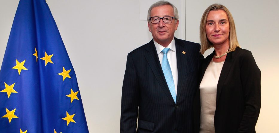 Juncker, Mogherini dhe Hahn vizitojnë sot Shkupin