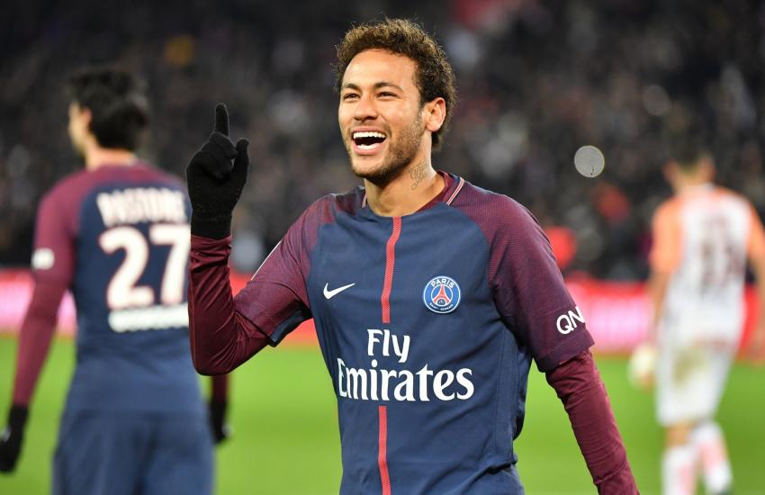 Pagat e çmendura të PSG, Neymar përfiton më shumë se 3 mln € në muaj