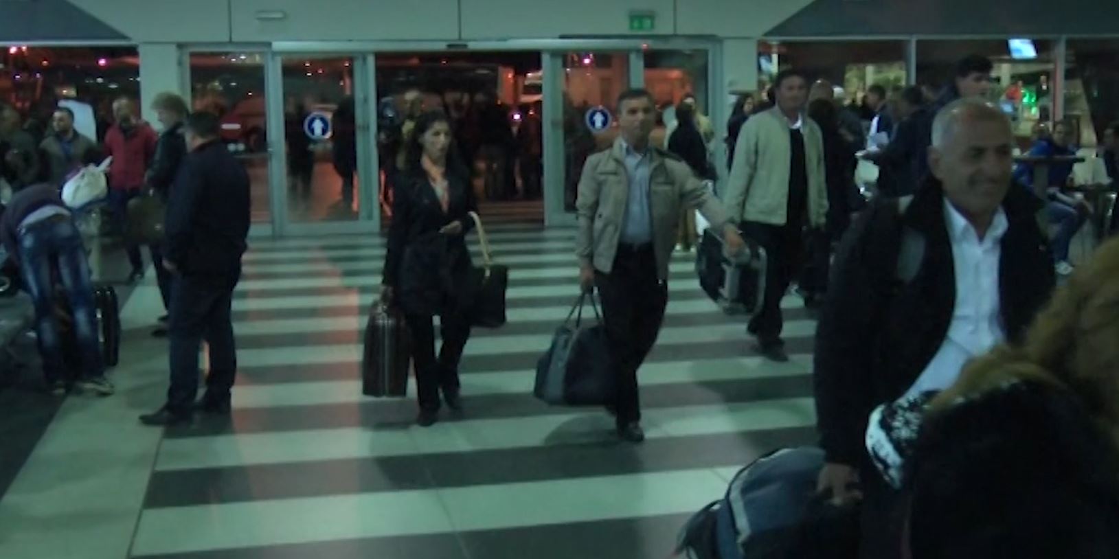 Habit 21-vjeçarja, mbërrin në portin e Durrësit nga Italia pa asnjë dokument identifikues