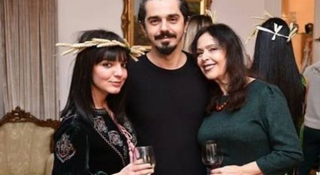 Durrsakja flet për kunatën dhe familjen mbretërore, i çon portokalla apo jo? (VIDEO)