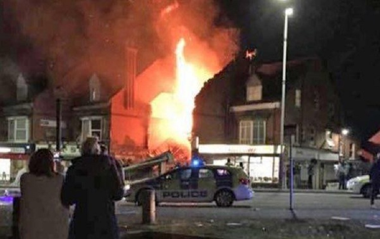Angli, shpërthim i fuqishëm në Leicester (VIDEO+FOTO)