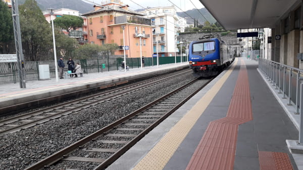 EMRI/ Humb jetën në Itali i riu shqiptar