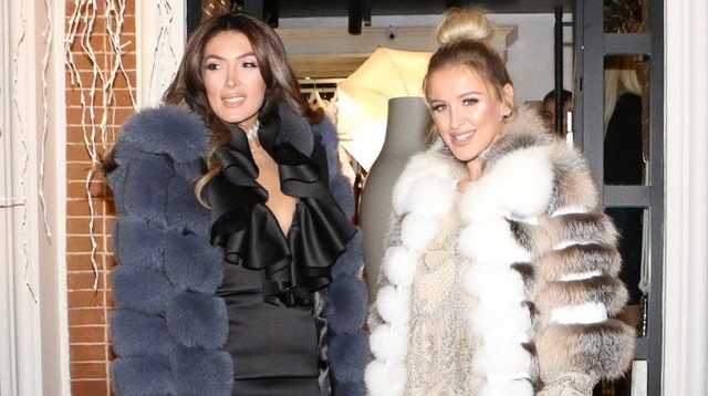 Çfarë raporti kanë dy këngëtaret kunata? Nora flet më në fund për Tunën