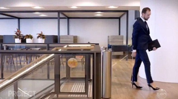 30-vjeçari vesh taka pasi e bëjnë të ndihet… i fuqishëm