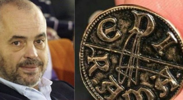 Monedha me emrin dhe firmën e Ramës! Dhurata më e përhapur ndër ministra dhe deputetë (FOTO)