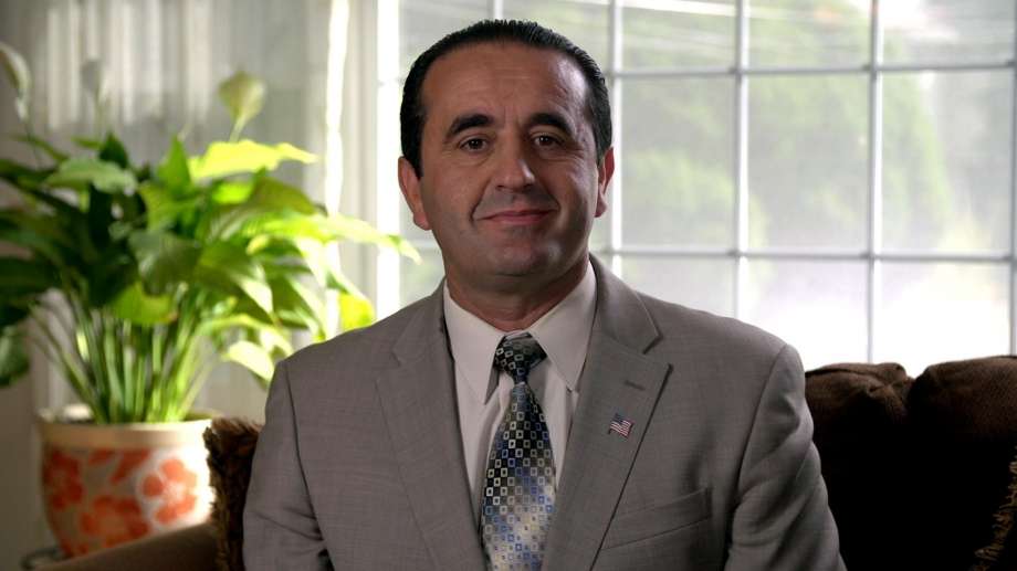 A do ta zëvendësojë ambasadorin Lu një shqiptar? Reagon Shtëpia e Bardhë