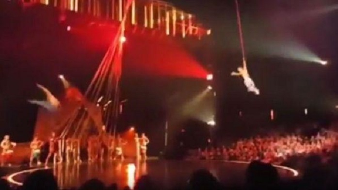 Tragjedi, akrobati vdes gjatë spektaklit