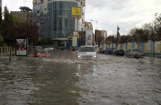Rreziku nga përmbytjet të premten, qarku i Durrësit problematika në zonat urbane