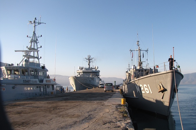 Anijet e NATO-s vizitojnë portin e Vlorës