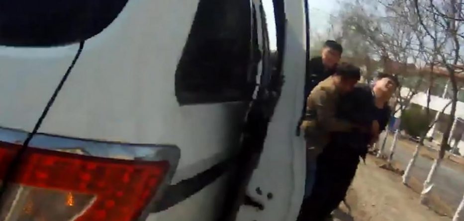 Përplas me makinën e tij dy persona, shokohet kur zbulon se…