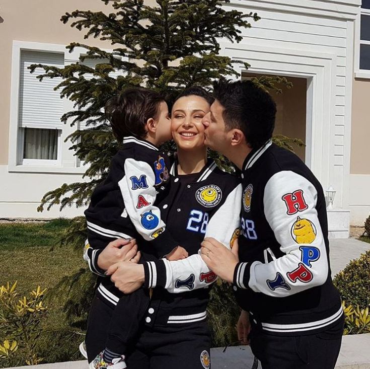 Ami bëhet nënë për herë të dytë. Ermali poston foton e parë të vajzës