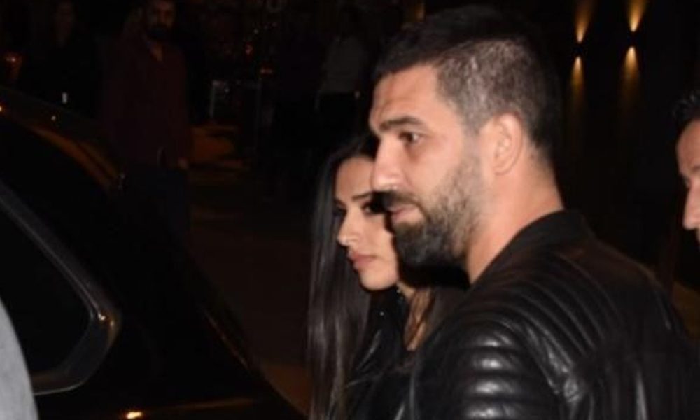 Arda Turan gazetarit: Kujdes se do të t’i thyej turinjtë