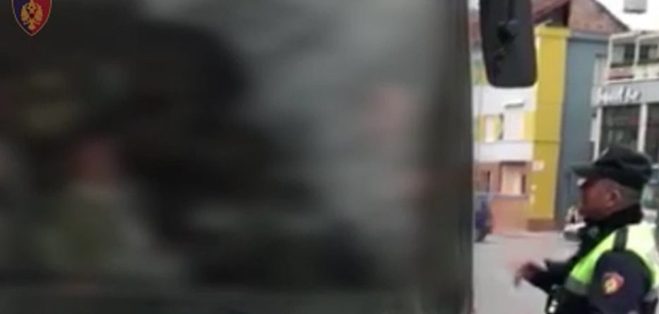 Shoferi i urbanit i dehur që në mëngjes, arrestohet ai dhe 9 të tjerë