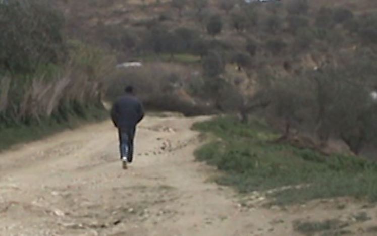 Djemtë e këtij fshati në Shqipëri po mbeten beqarë dhe fajin e ka qeveria (VIDEO)