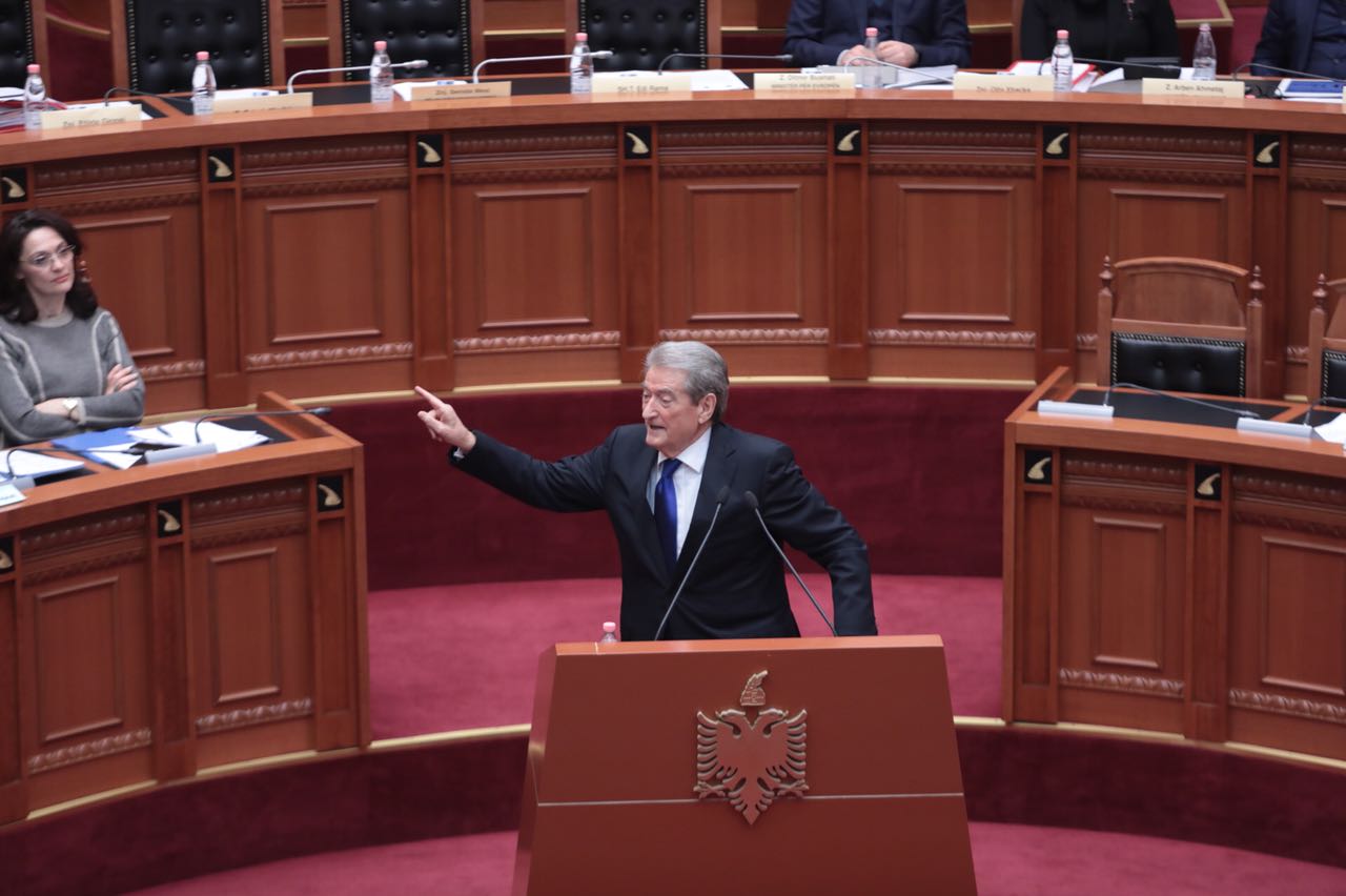 Arbër Çekaj i afërt i PD-së? Berisha: Shikoni borderotë çfarë e lidh me Veliajn