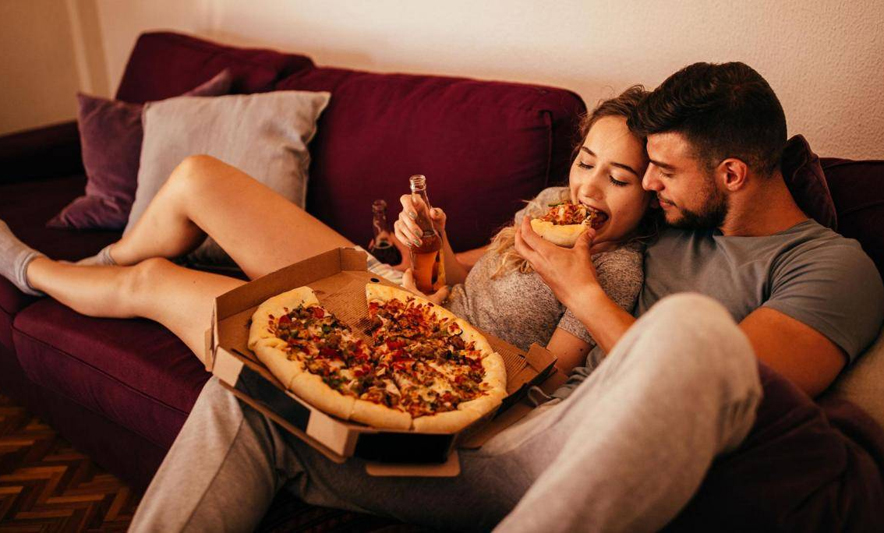 E thotë studimi, dashuria të shëndosh! Arsyet do ju habisin