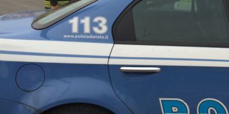 Plagosen me thikë dy adoleshentë shqiptarë