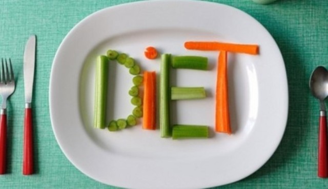 Dieta apo ushtrime për të humbur peshë?