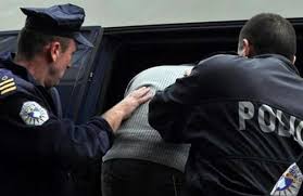 Xhaxhai dhe nipi bëjnë për spital njëri-tjetrin, arrestohen të dy