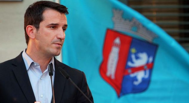 Erion Veliaj trefishon rrogat e bashkisë, 100 punonjës marrin mbi 1 milion lekë