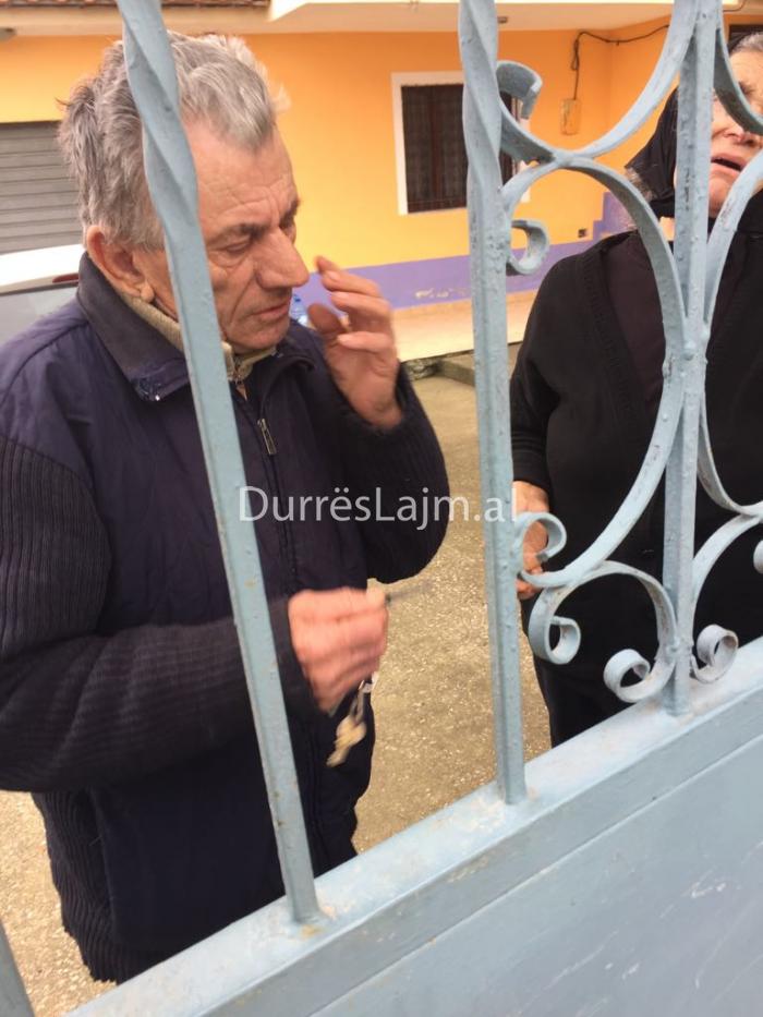 Nipi vrau adoleshentin Gjokazaj në Spitallë, flet gjyshi i 17-vjeçarit Lala