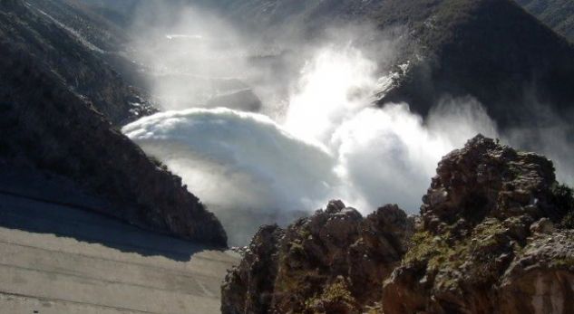 Përmbytjet në Shkodër, KESH: Gjatë natës nuk do të ketë shkarkime