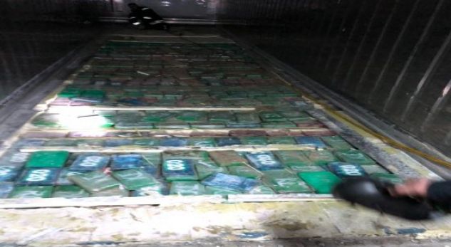 613 kg kokainë në Durrës, porositës edhe grupe kriminale nga Kosova