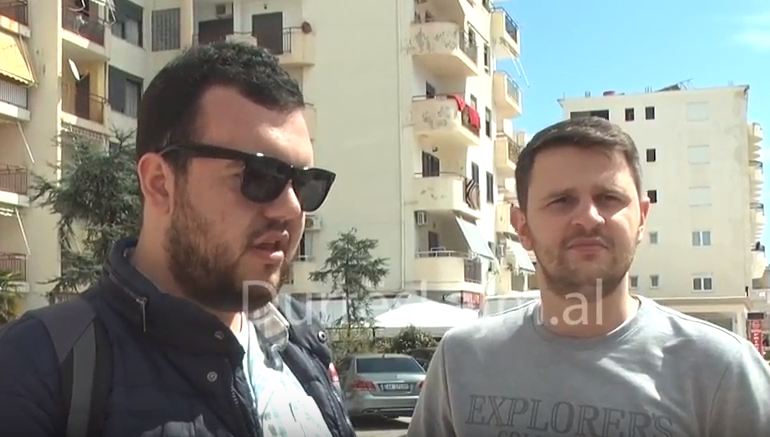 Taksa në Rrugën e Kombit “zhvesh” plazhin e Durrësit, kosovarët të zemëruar: Nuk vijmë më! (VIDEO)