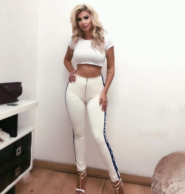 Ç’ndodhi? Luana Vjollca publikon këtë foto dhe e fshin menjëherë