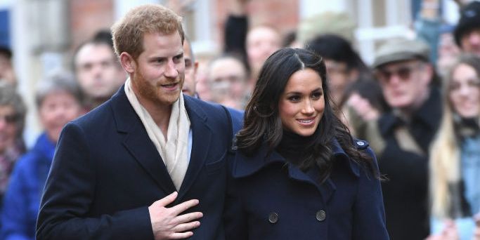 29 mijë euro shpenzime për një muaj, kush paguan për veshjet e Meghan Markle?