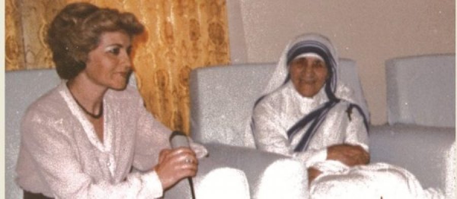 E njihni vajzën që ka intervistuar Shën Terezën? Ka bërë histori në ekranin shqiptar