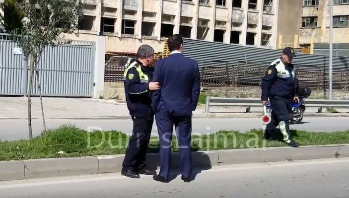 Si e zbuluan aksidentin në Durrës kamerat e biznesit, dyshimet e policisë (VIDEO)