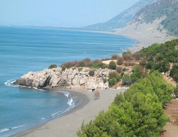 Skandali me pronat, zbardhen emrat e pronarëve të rremë