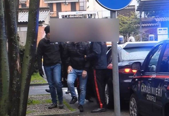 EMRI/ Policia prangos “Drakulën” dhe 4 shqiptarë të tjerë! (FOTO & VIDEO)