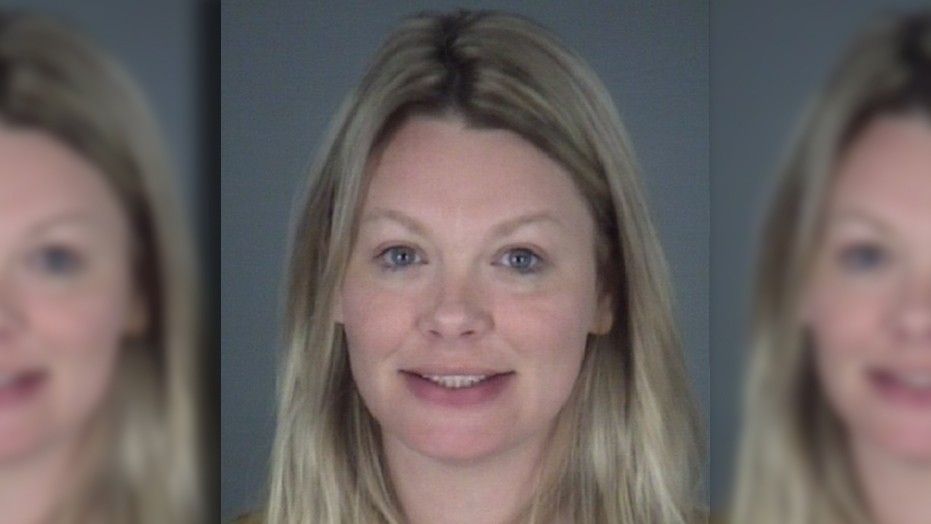 Harroi përvjetorin e martesës, gruaja rreh burrin