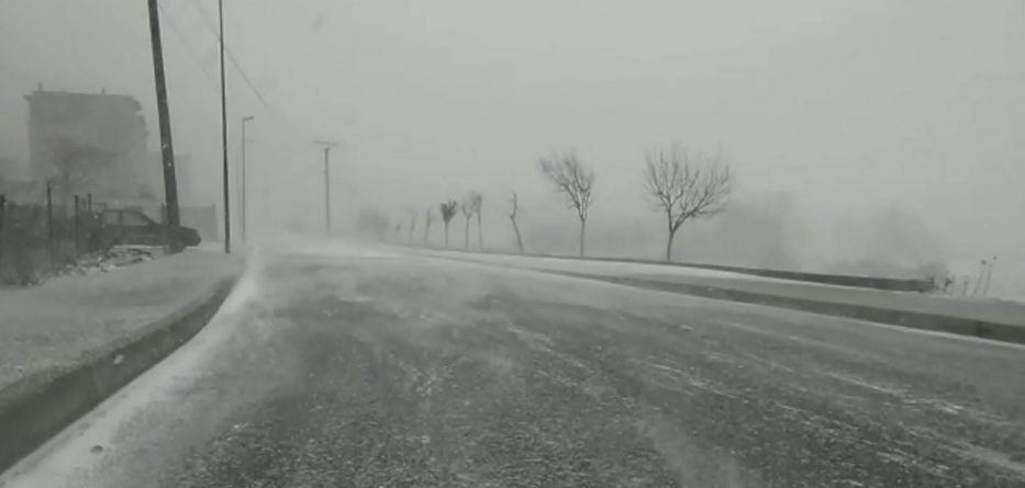 Stuhi e frikshme në Bulqizë, banorët mbyllen brenda (VIDEO)