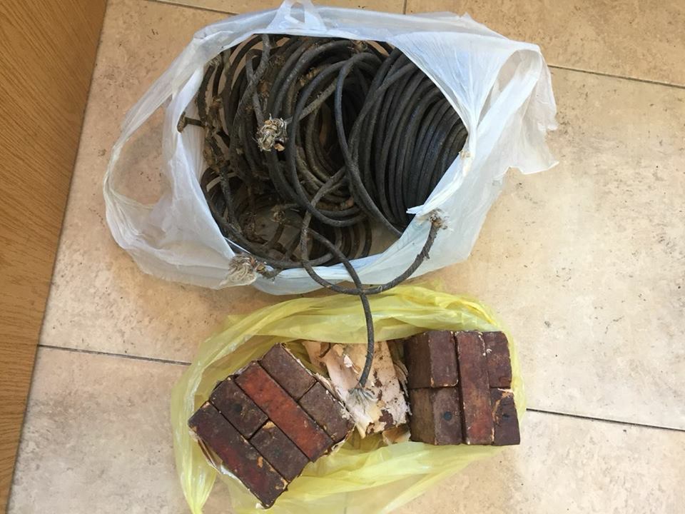 Sekuestrohen armë zjarri, tritol e municione luftarake, arrestohet 30-vjeçari (EMRI)