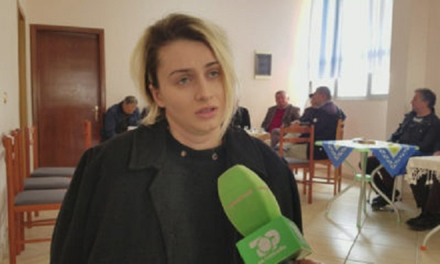 Vajza e heroit të vrarë nga grabitësi flet mes dhimbjes: Vdiq siç jetoi, duke ndihmuar!