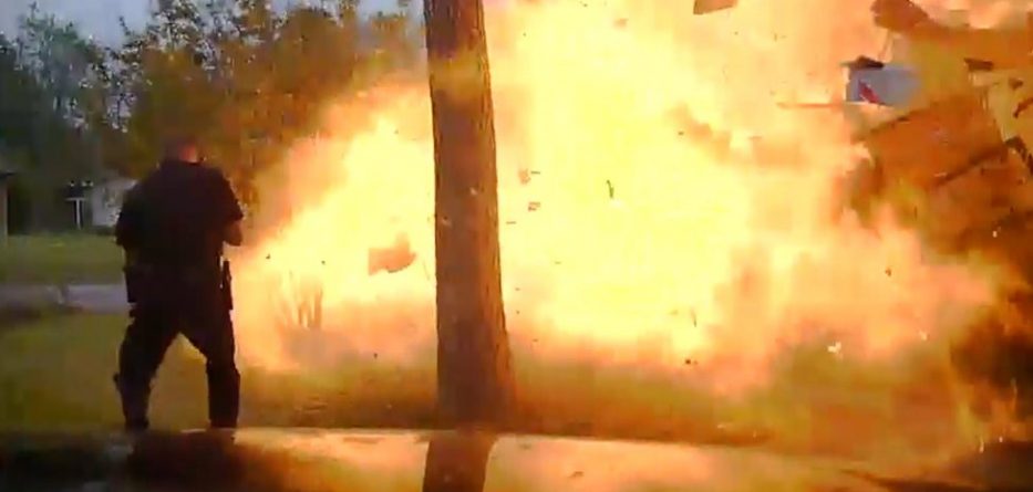 Momenti kur shpërthen shtëpia (VIDEO)