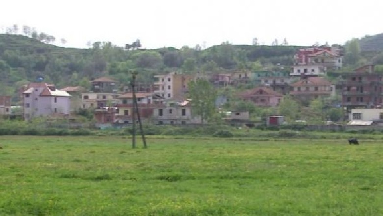 Tjetërsoi pronat, në gjyq ish-zyrtarja e kadastrës