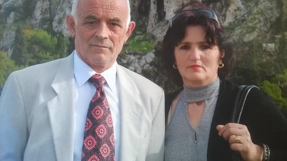 Videoja erotike/ Gruaja e mësuesit i shkruan Berishës: Po bënim lojë, jemi demokratë