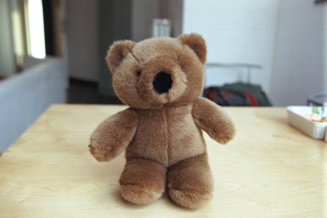 Çifti shqiptar fsheh kokainën në arushin e vajzës, i pret burgu dhe një gjobë e madhe