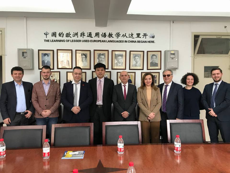 Rektorja e universitetit të Durrësit në Kinë, nënshkruan marrëveshje bashkëpunimi me universitetin e “Yangzhou”-t