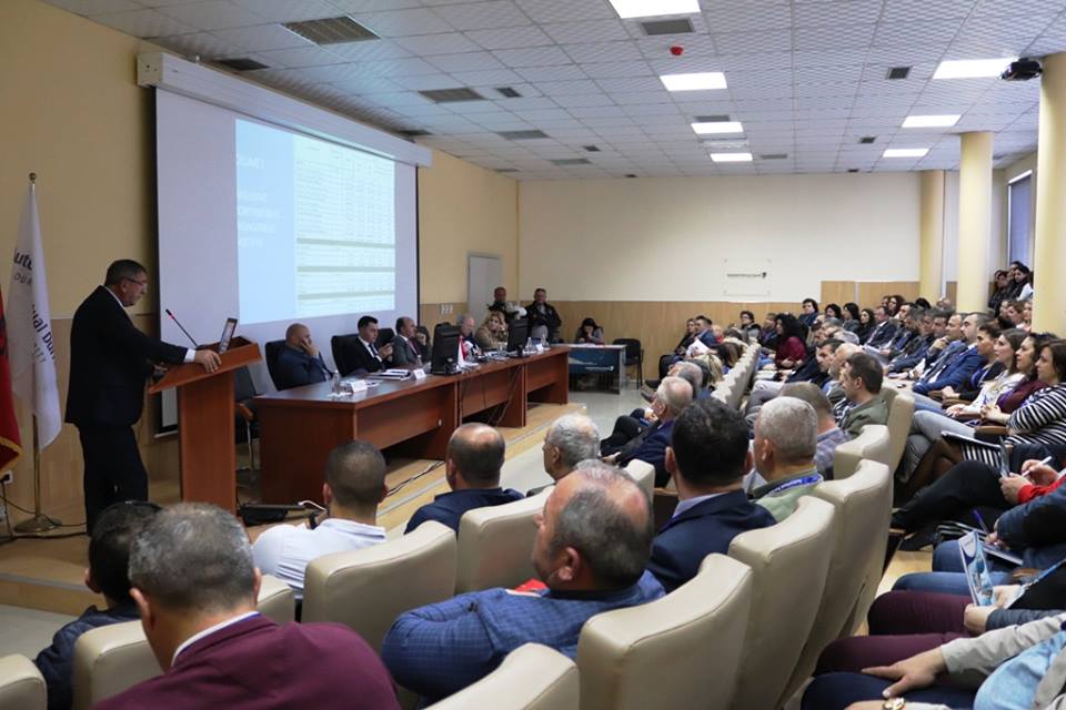 PS e Durrësit nis fushatën për vitin e ardhshëm. Drejtori i portit mbledh administratën