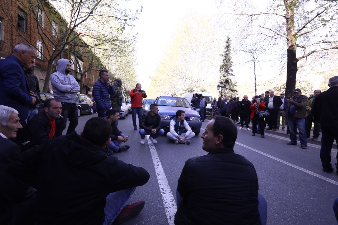 Opozita nis mosbindjen civile, 4 akset kryesore që do të bllokohen për 3 orë (VIDEO)