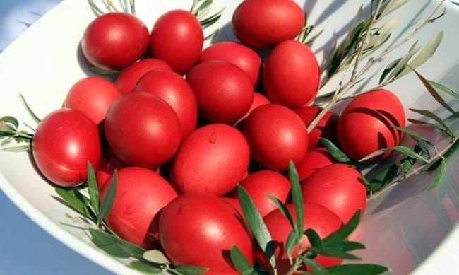 Presidenti Meta uron besimtarët ortodoksë për Pashkët