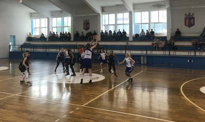 Flamurtari e Tirana fitojnë gjysmëfinalet e para të play off-it